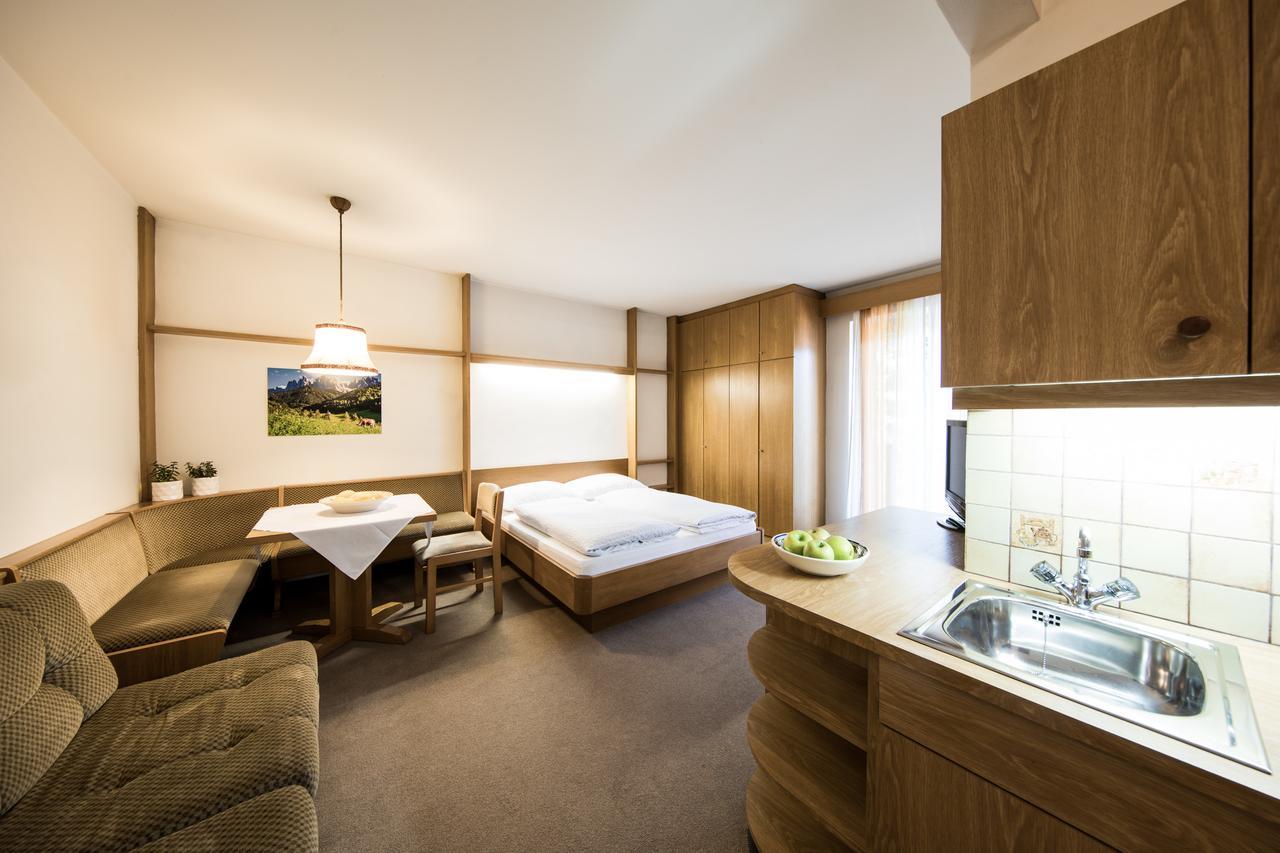 Apartments Obermayr Lana Luaran gambar