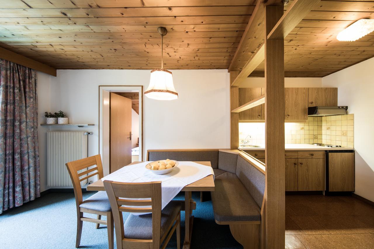 Apartments Obermayr Lana Luaran gambar